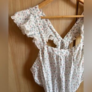 Doên Floral Ruffle Strap dress